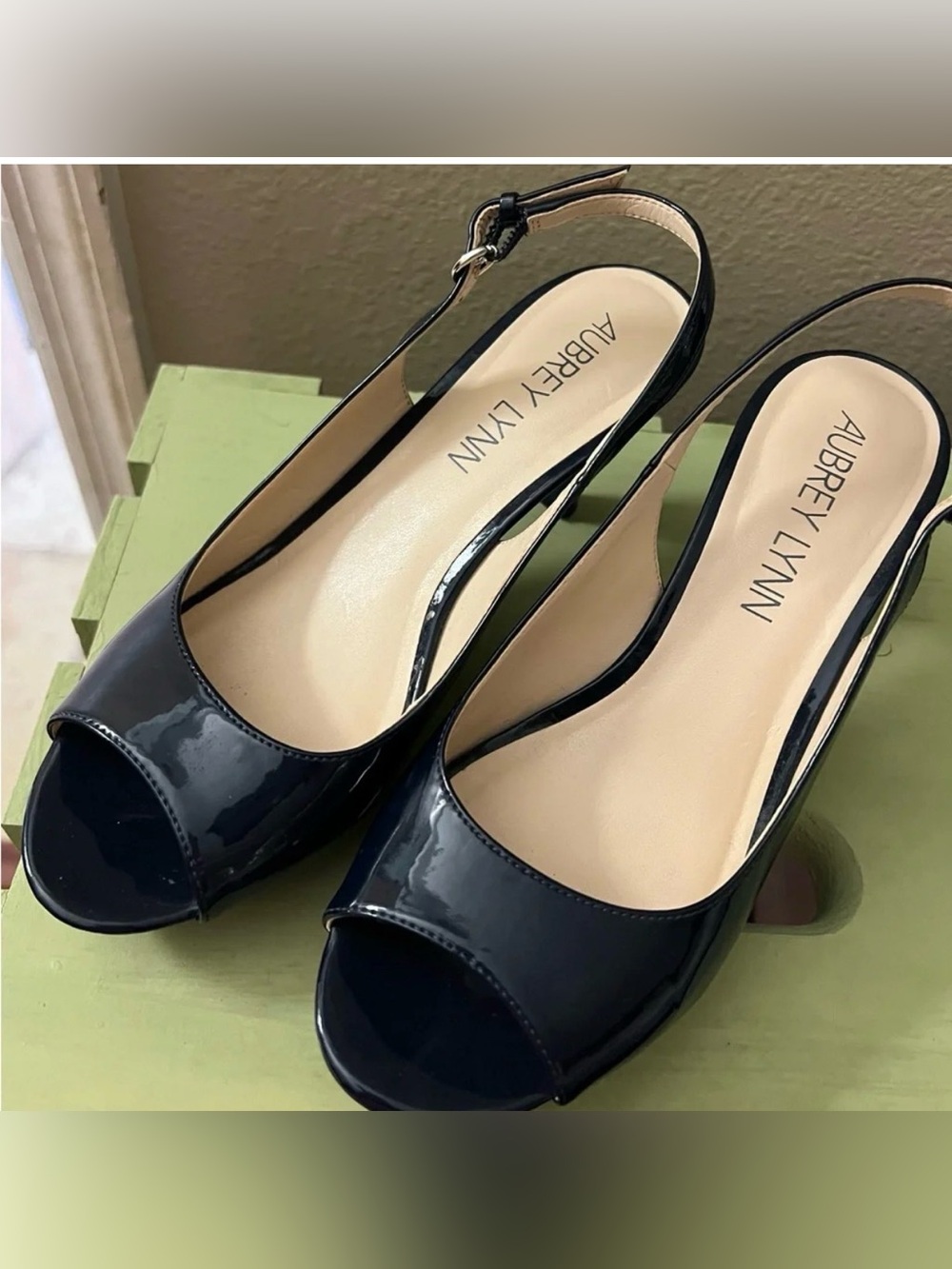 Aubrey Lynn Women's Black Patent Peep Toe Slingback Mules